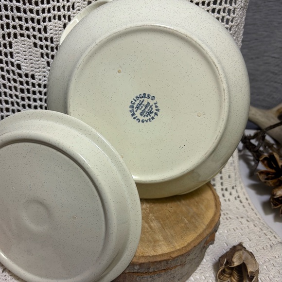 Vintage “Franciscan -Autumn Leaves “Design Casserole Bowl with Lid, Ovenbake - Picture 6 of 9